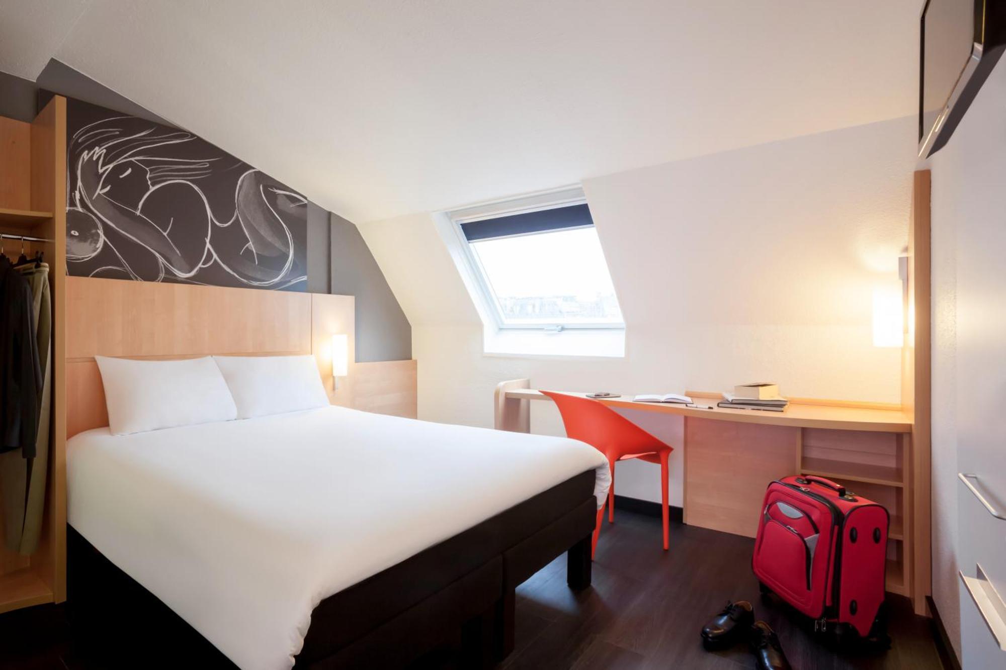 Hotel Ibis Maine Montparnasse Paříž Exteriér fotografie