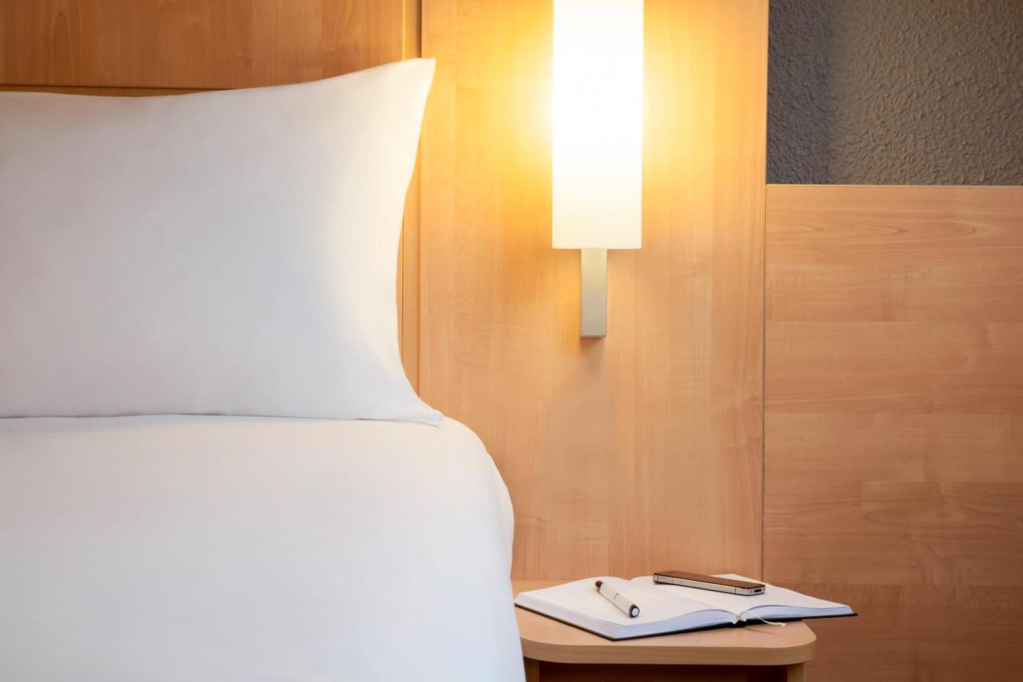 Hotel Ibis Maine Montparnasse Paříž Exteriér fotografie
