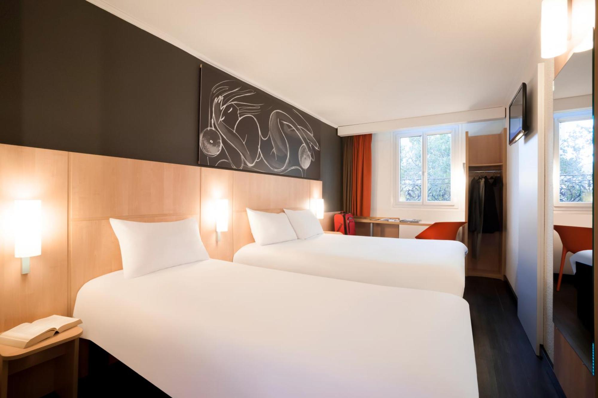 Hotel Ibis Maine Montparnasse Paříž Exteriér fotografie